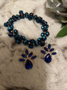 Blue Sapphire & Crystal Bracelet and Drop Earrings Set